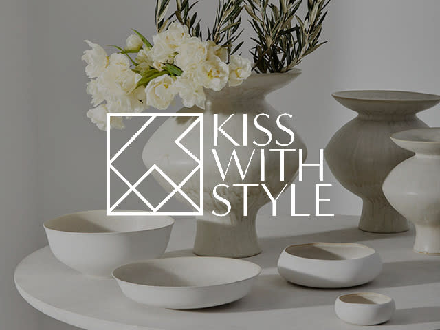 Kiss with Style